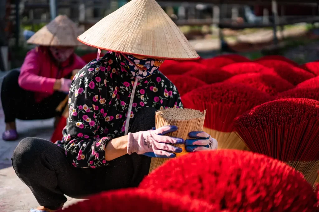 aroma-stick-factory-near-hanoi