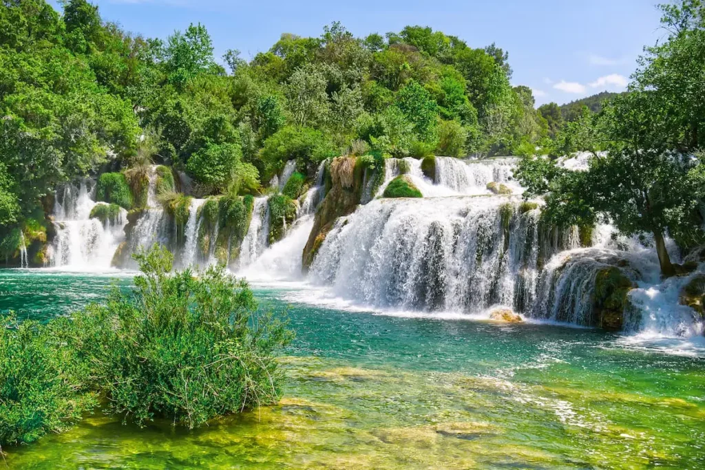 beautiful-waterfall-krka