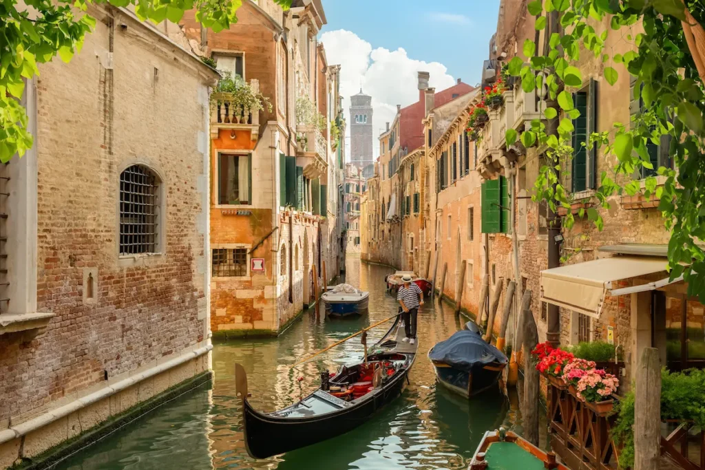 evening-in-summer-venice