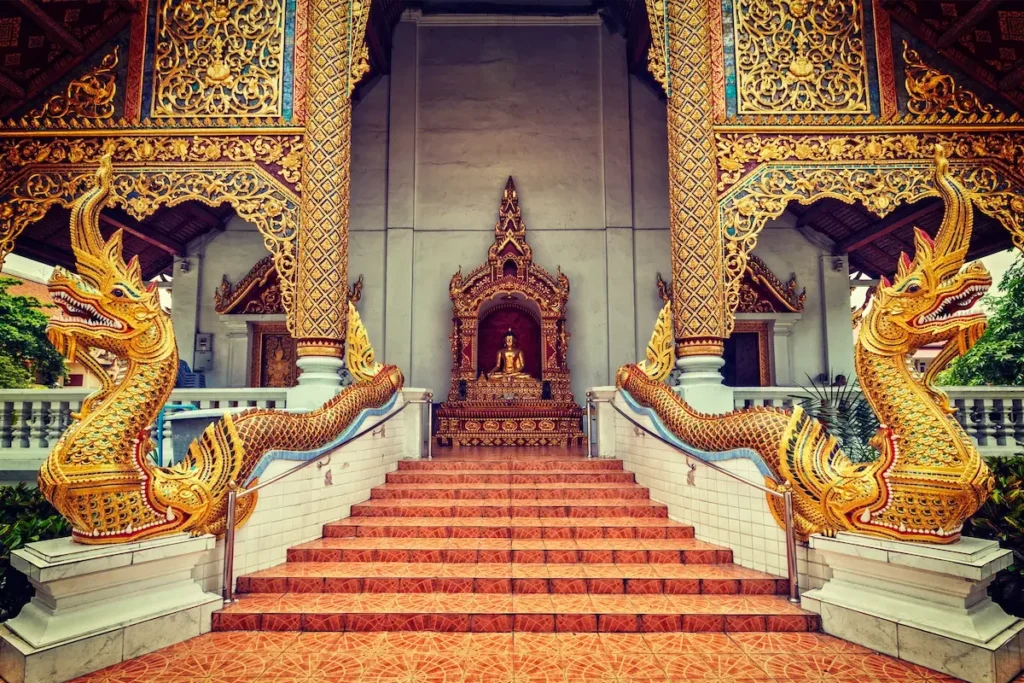 wat-phra-singh-chiang-mai-thailand