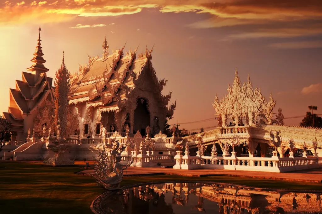 wat-rong-khun-northern-thailand