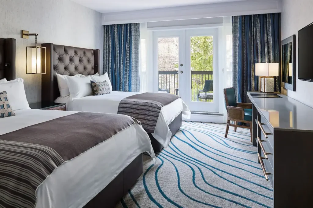 Grand-Hyatt-Vail-connecting1