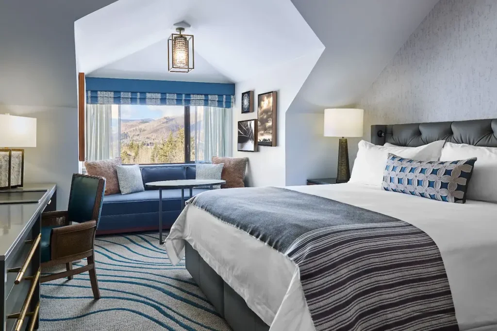 Grand-Hyatt-Vail-connecting2