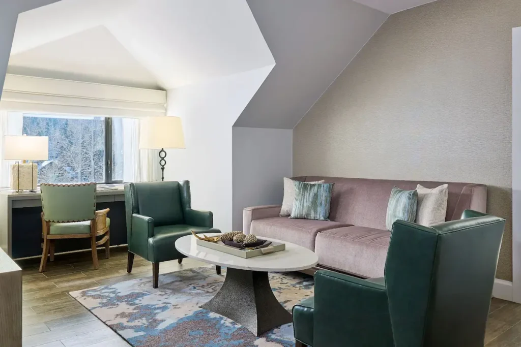 Grand-Hyatt-Vail-connecting3