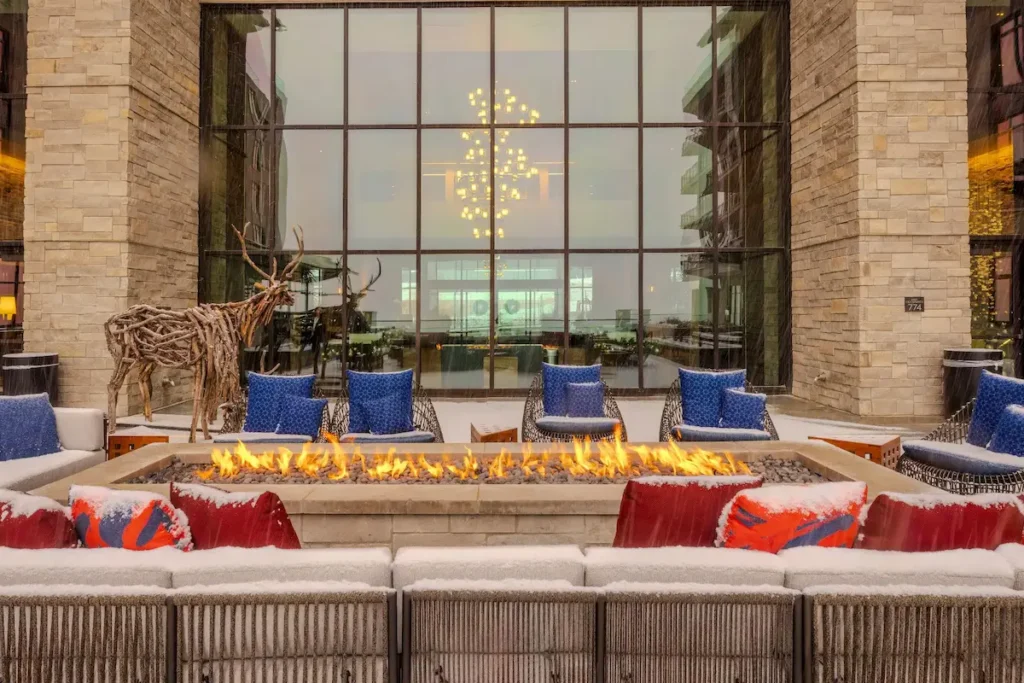 exterior-fireplace-Grand-Hyatt-DV