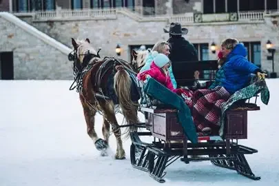 fireside-dining-sleigh-ride
