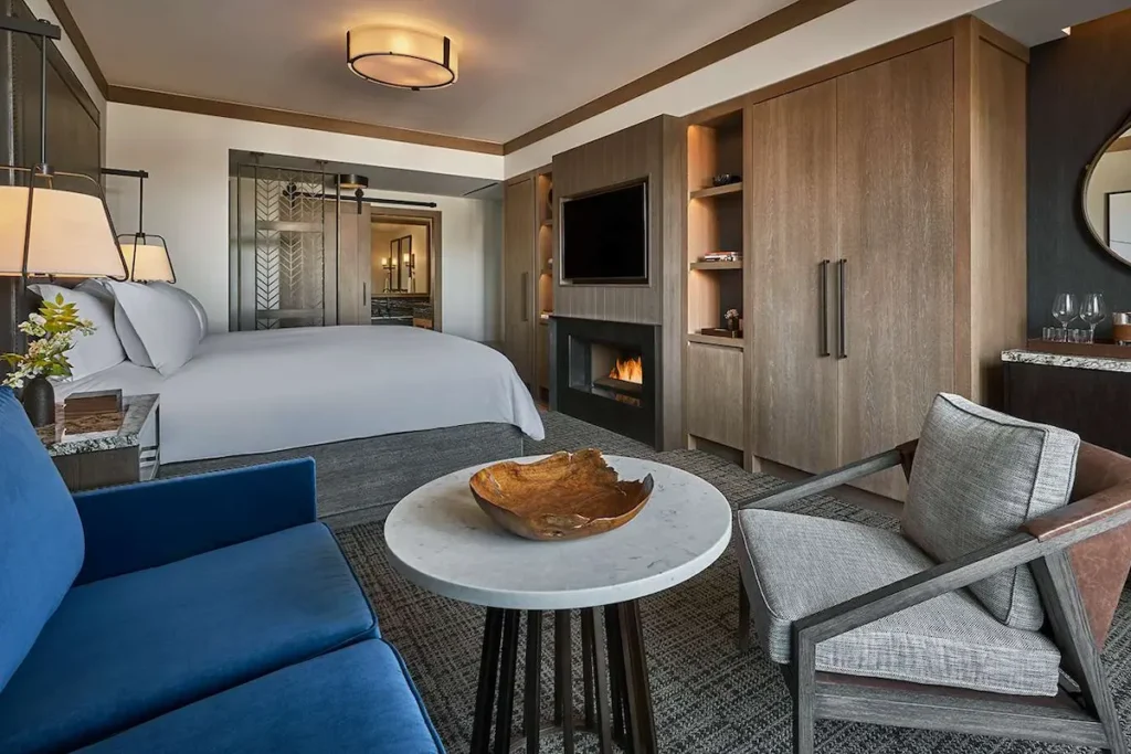 montage-big-sky-clasic-room-1