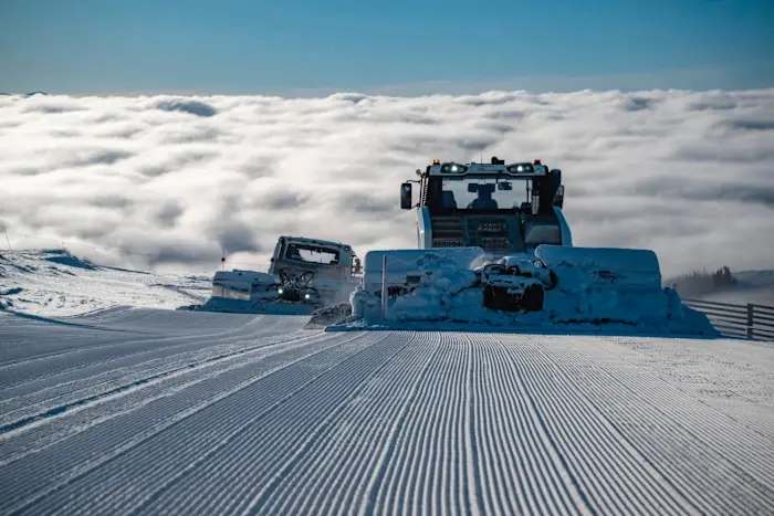 snowmobile-deervalley