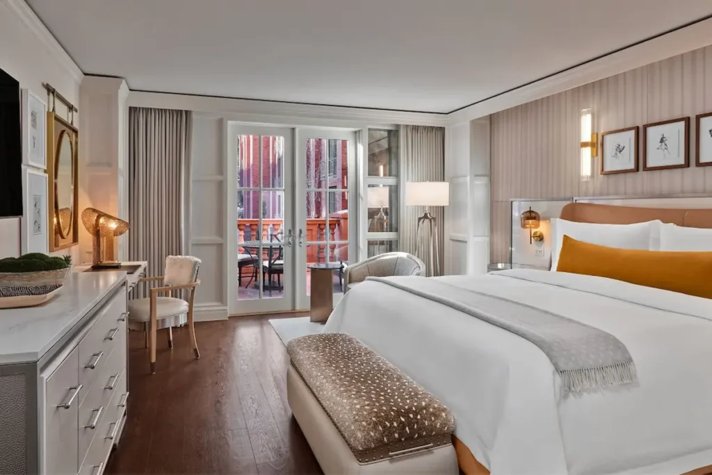 st-regis-aspen-deluxe-rooms-4