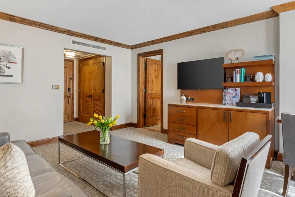 the-sebastian-vail-executive-suite3