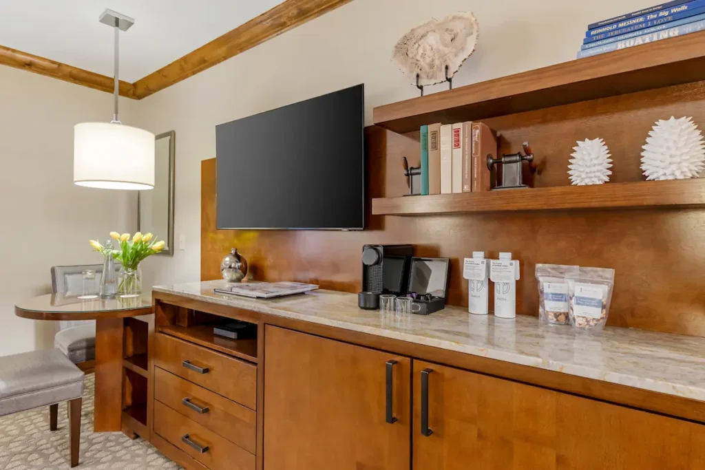 the-sebastian-vail-hotel-room2