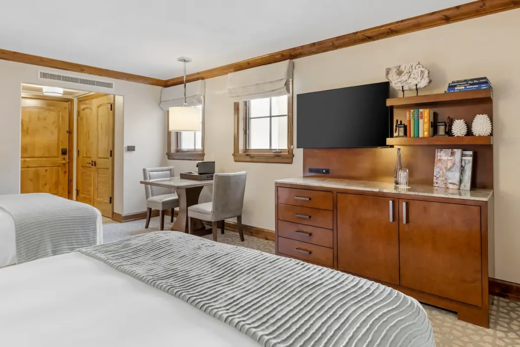 the-sebastian-vail-hotel-room4