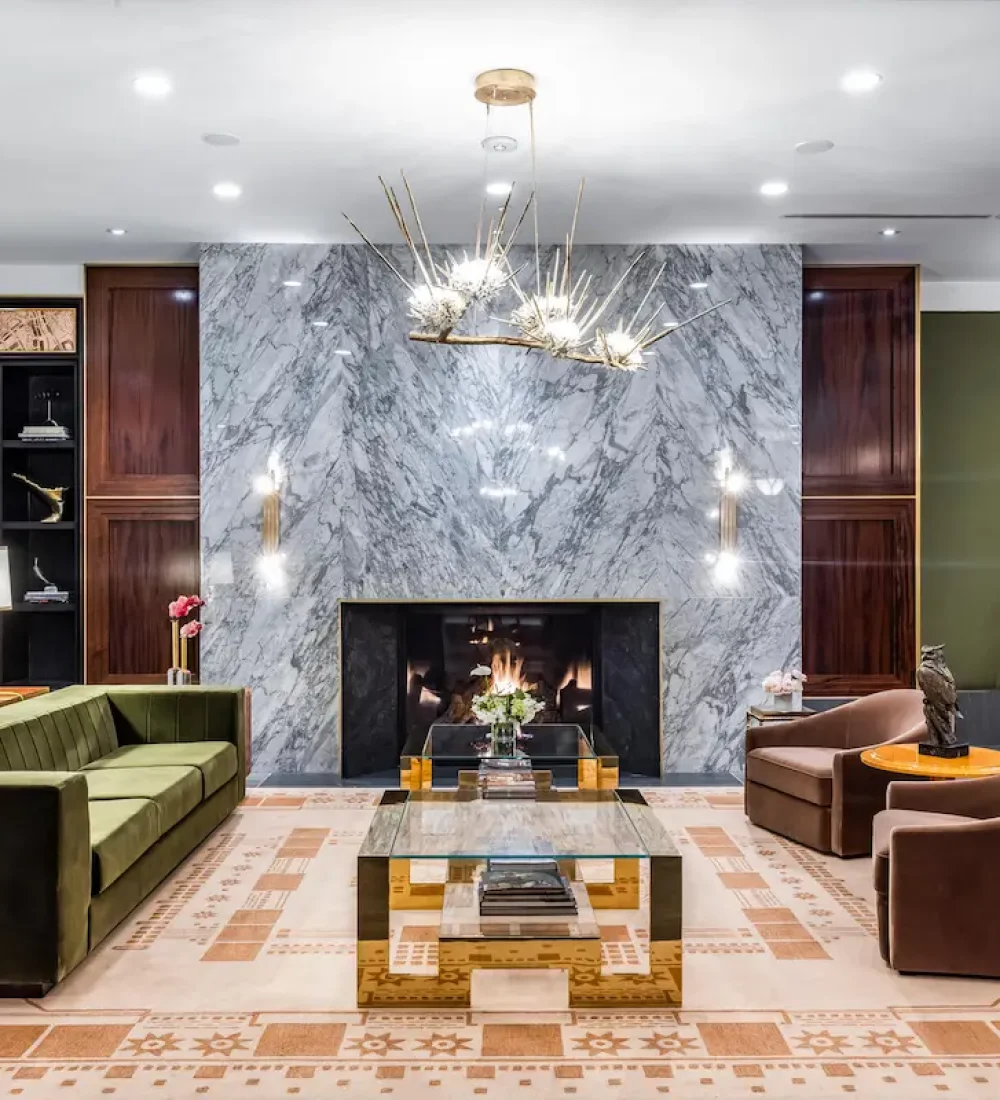 Lobby-Goldener-hirsch-deer-valley