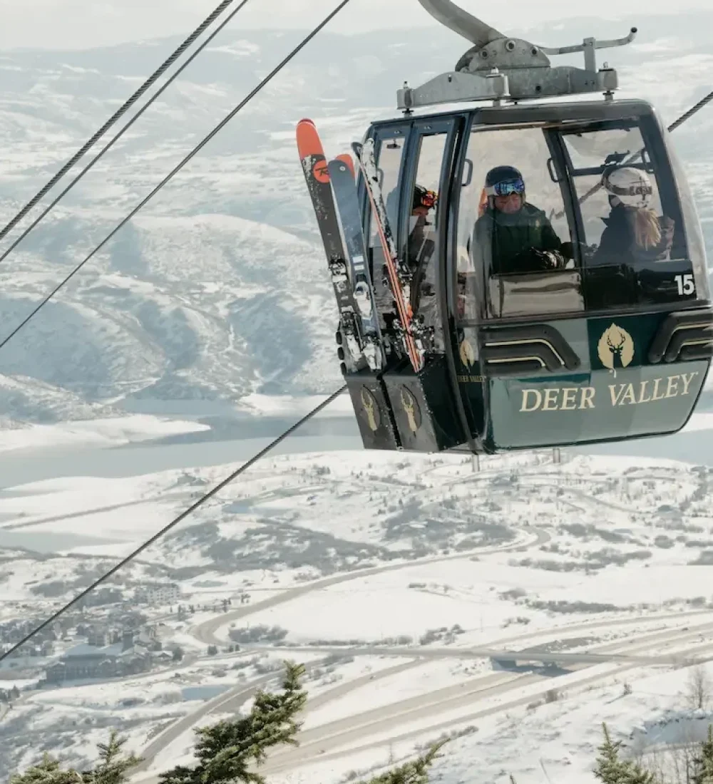 STREGIS_DEERVALLEY-gondola