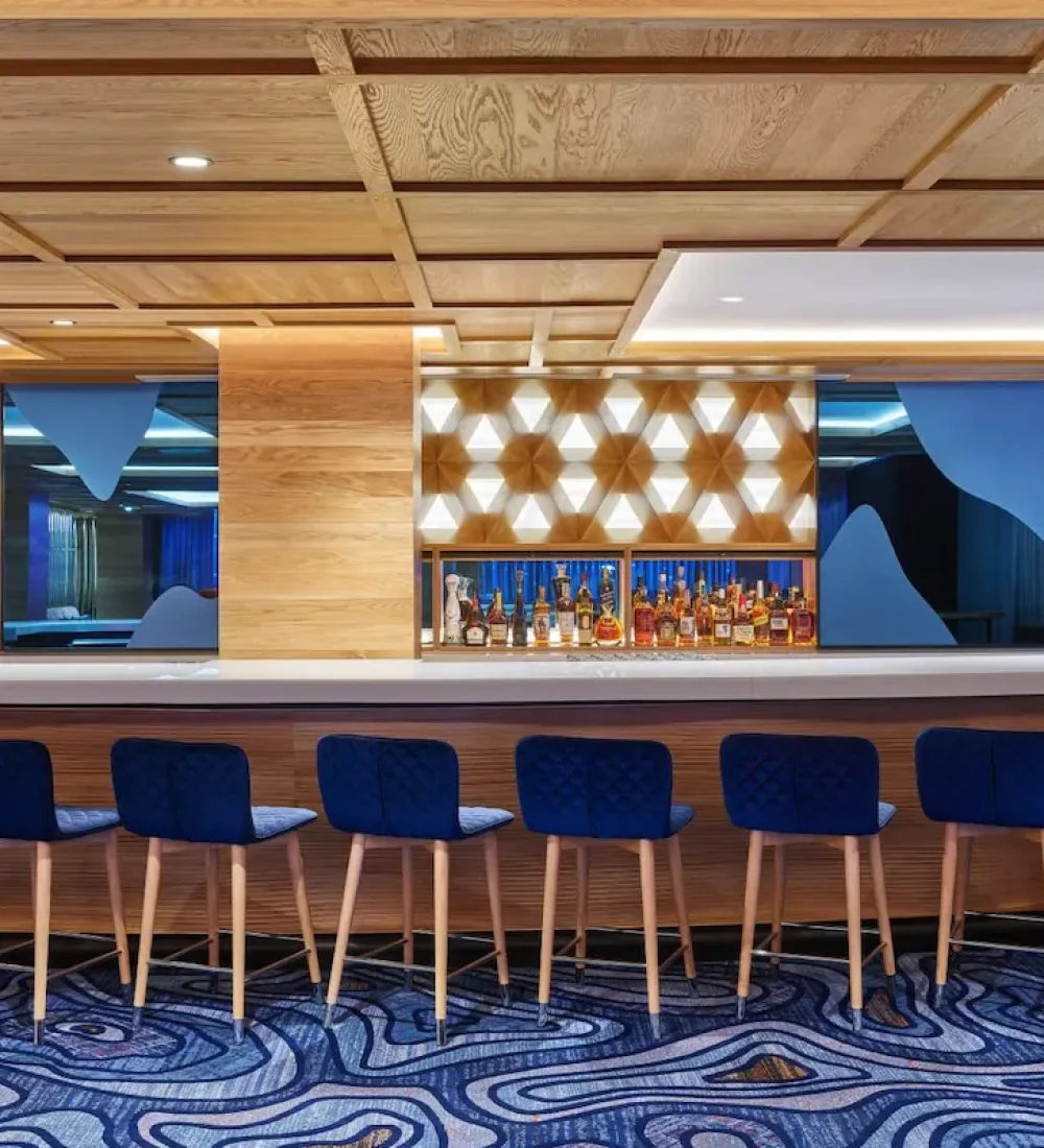 bar-w-aspen-2